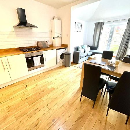 Koala & Tree - Renovated 2 Bed Apartment Ideal Location - Short Lets & Serviced Accommodation Cambridge ภายนอก รูปภาพ