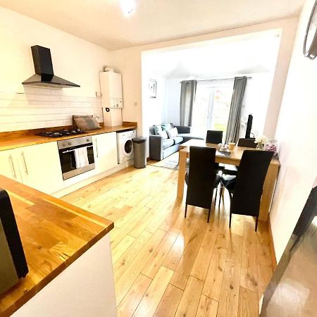 Koala & Tree - Renovated 2 Bed Apartment Ideal Location - Short Lets & Serviced Accommodation Cambridge ภายนอก รูปภาพ