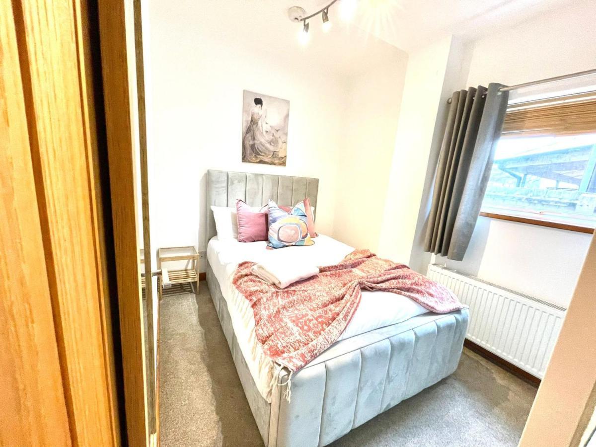 Koala & Tree - Renovated 2 Bed Apartment Ideal Location - Short Lets & Serviced Accommodation Cambridge ภายนอก รูปภาพ