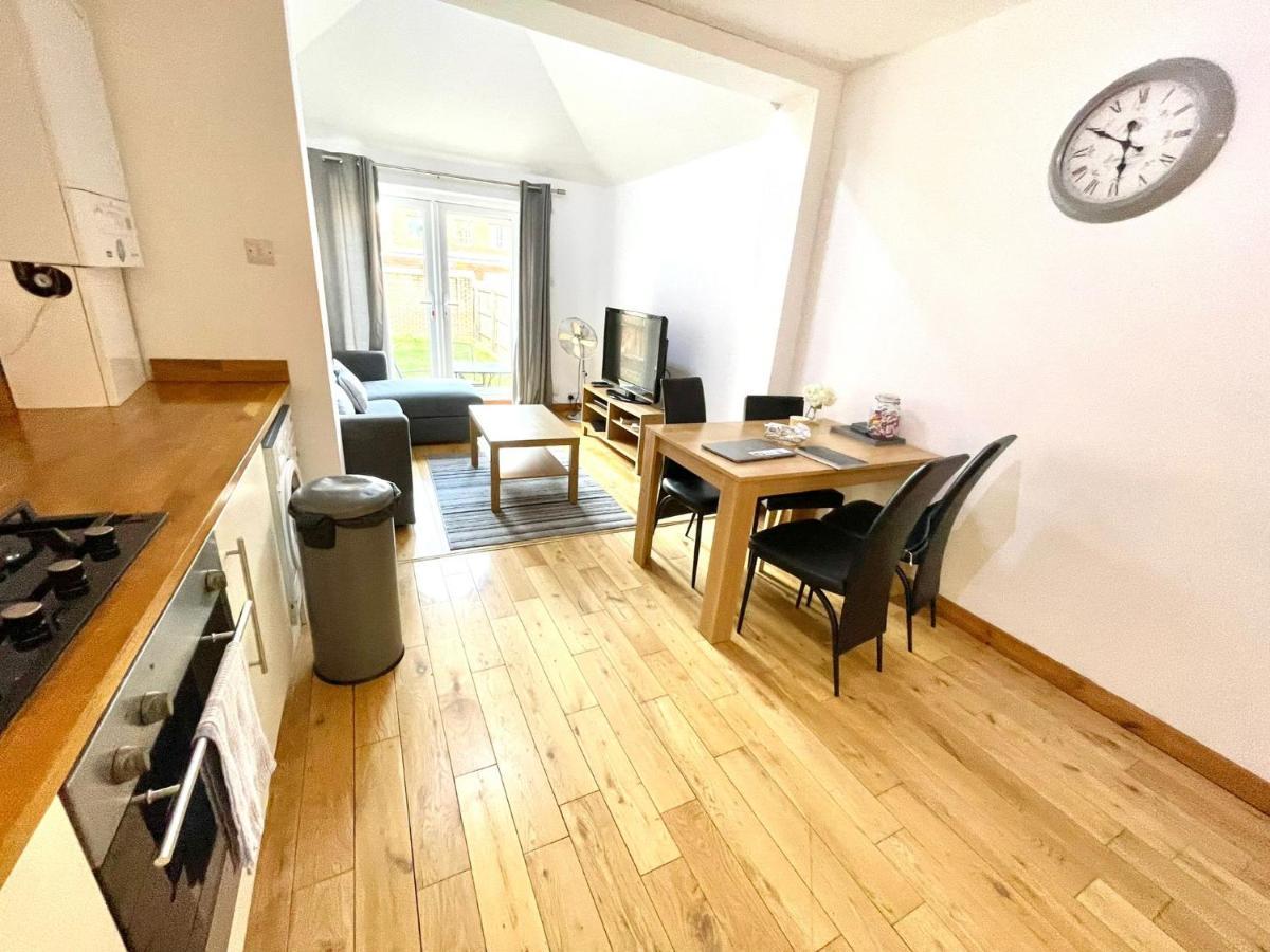 Koala & Tree - Renovated 2 Bed Apartment Ideal Location - Short Lets & Serviced Accommodation Cambridge ภายนอก รูปภาพ